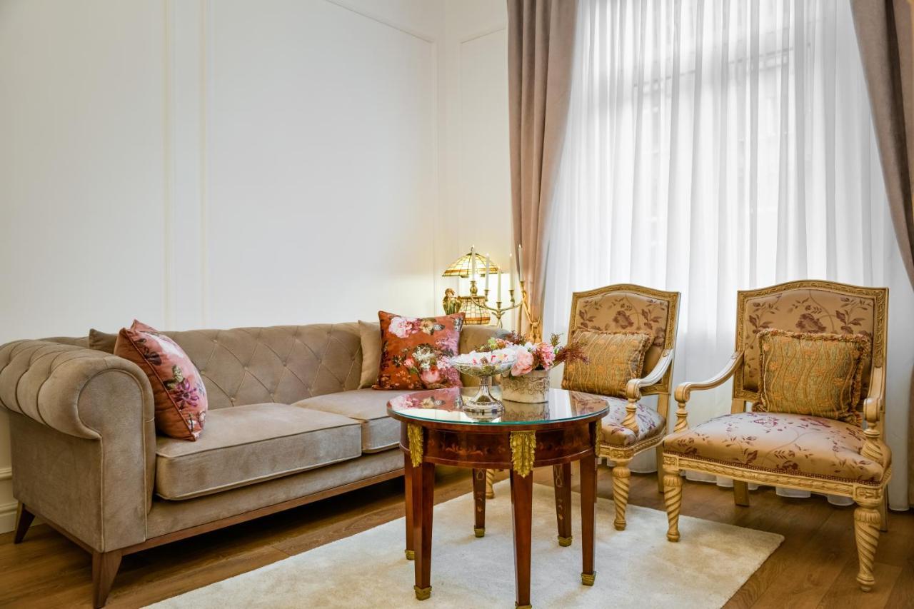 Luxury Class Apartment - 1St Floor, Large Apartment, Downtown, Newly Renovated, Fast Wifi, 4X Air Conditioning Zagreb Buitenkant foto