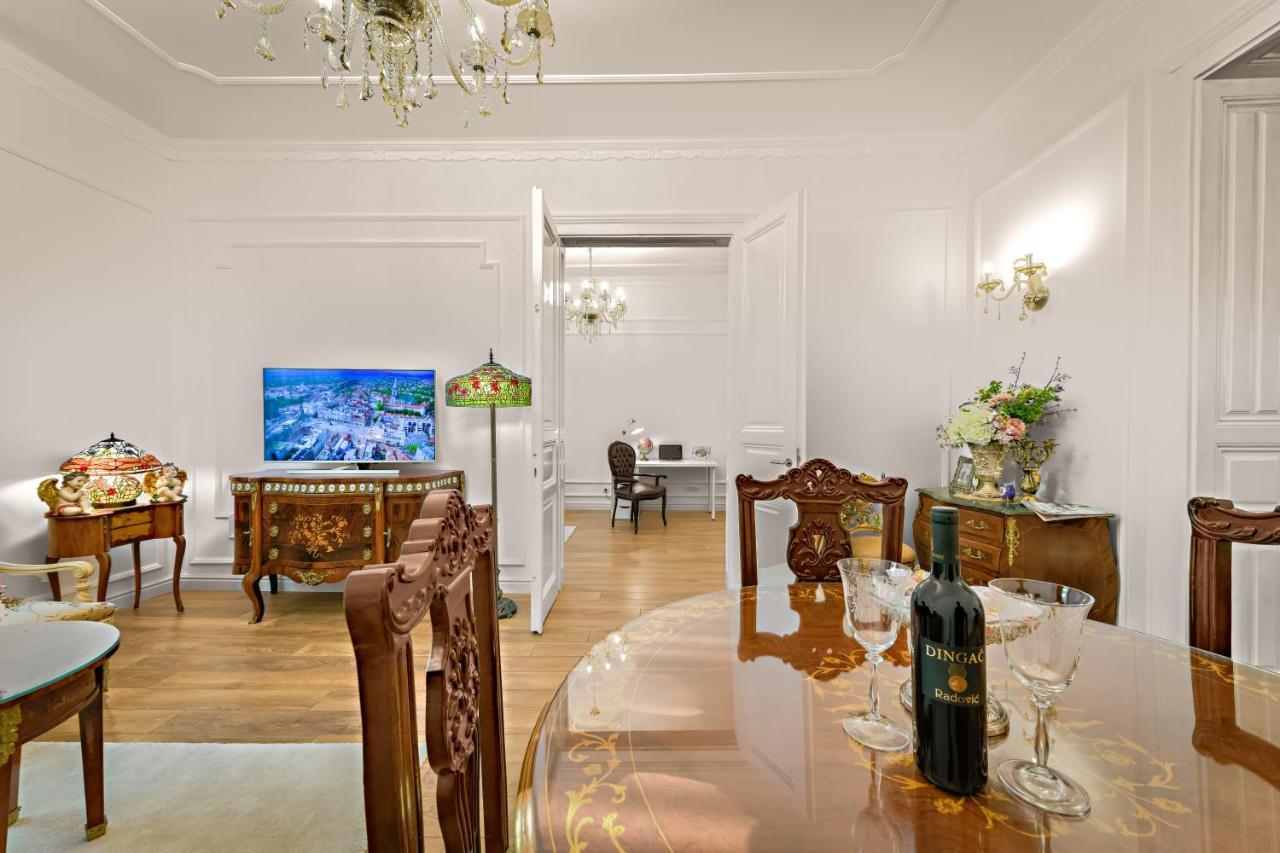 Luxury Class Apartment - 1St Floor, Large Apartment, Downtown, Newly Renovated, Fast Wifi, 4X Air Conditioning Zagreb Buitenkant foto