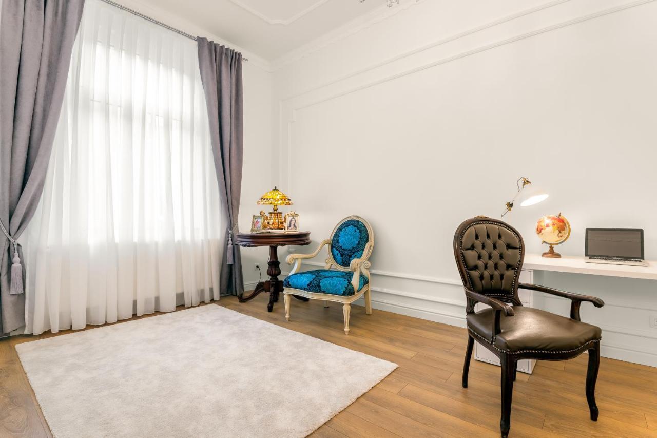 Luxury Class Apartment - 1St Floor, Large Apartment, Downtown, Newly Renovated, Fast Wifi, 4X Air Conditioning Zagreb Buitenkant foto