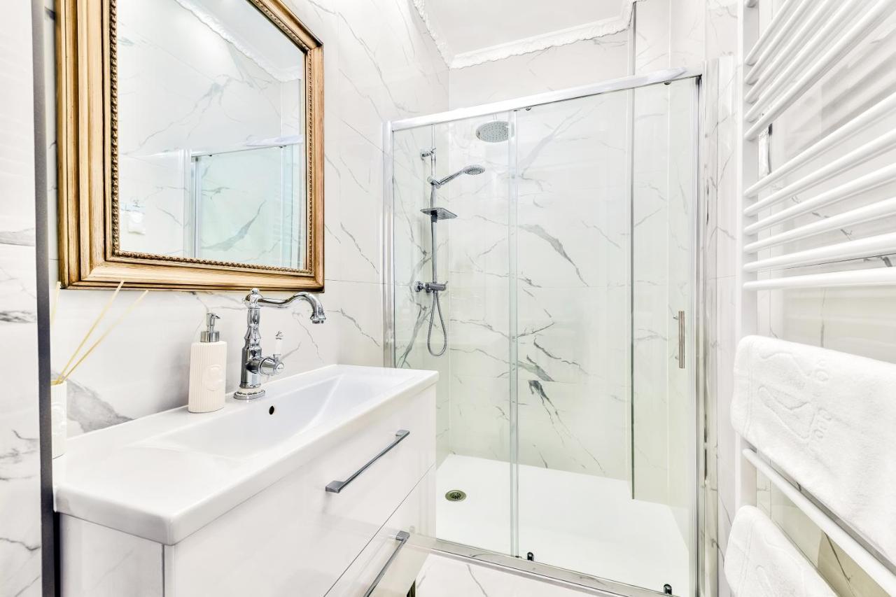 Luxury Class Apartment - 1St Floor, Large Apartment, Downtown, Newly Renovated, Fast Wifi, 4X Air Conditioning Zagreb Buitenkant foto