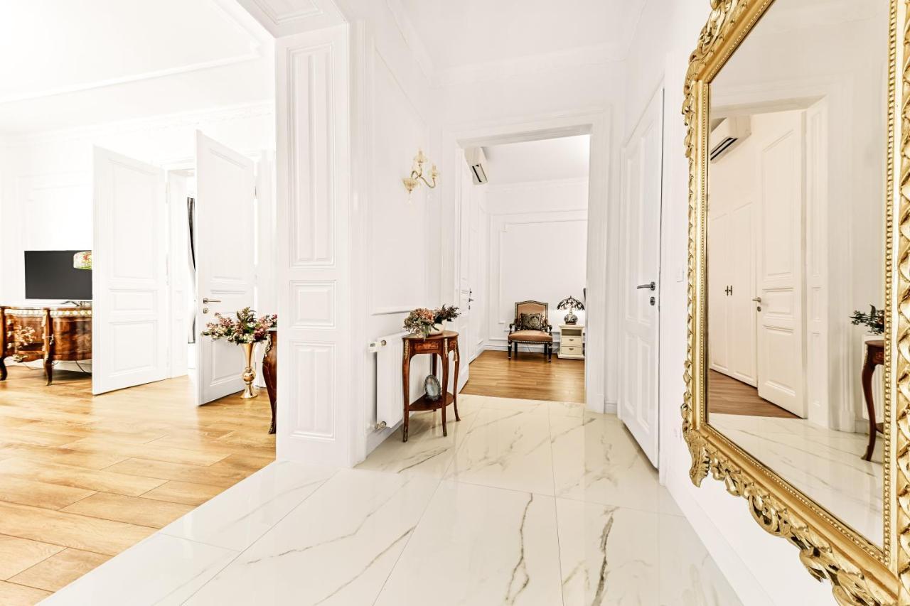 Luxury Class Apartment - 1St Floor, Large Apartment, Downtown, Newly Renovated, Fast Wifi, 4X Air Conditioning Zagreb Buitenkant foto